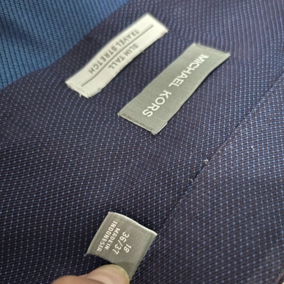 Michael Kors Men’s Business Wear - Picture 2 of 3